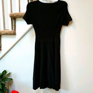 Eva Mendes black dress